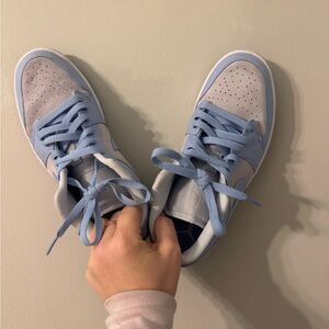 2022
Wmns Air Jordan 1 Low 'Aluminum'